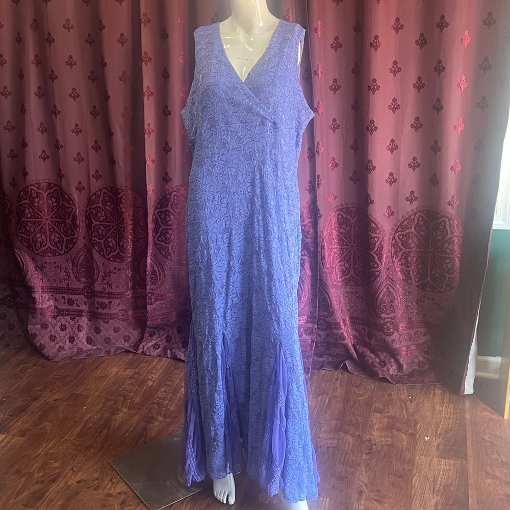 Elegant Purple Lace Fairy Gown W/ Mermaid Skirt Size 2XL